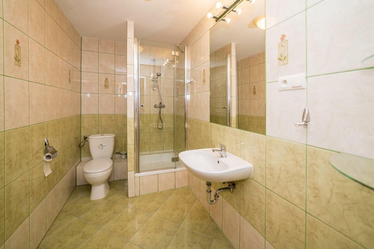 Apartamenty Sloneczne Wzgorze Kudowa Zdroj Exterior photo